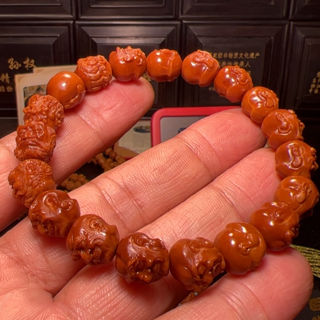 阿***土橄榄核手串十八罗汉