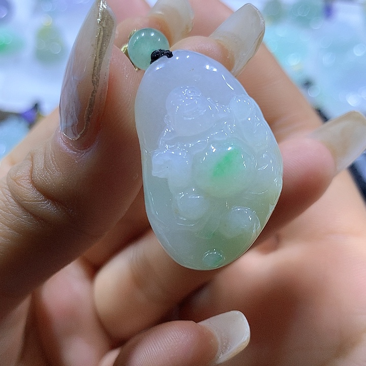 翡翠颈饰未镶嵌天然翡翠A货吊坠