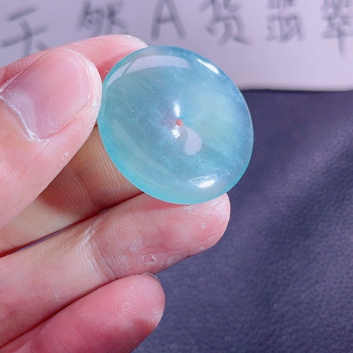 翡翠颈饰未镶嵌888888888