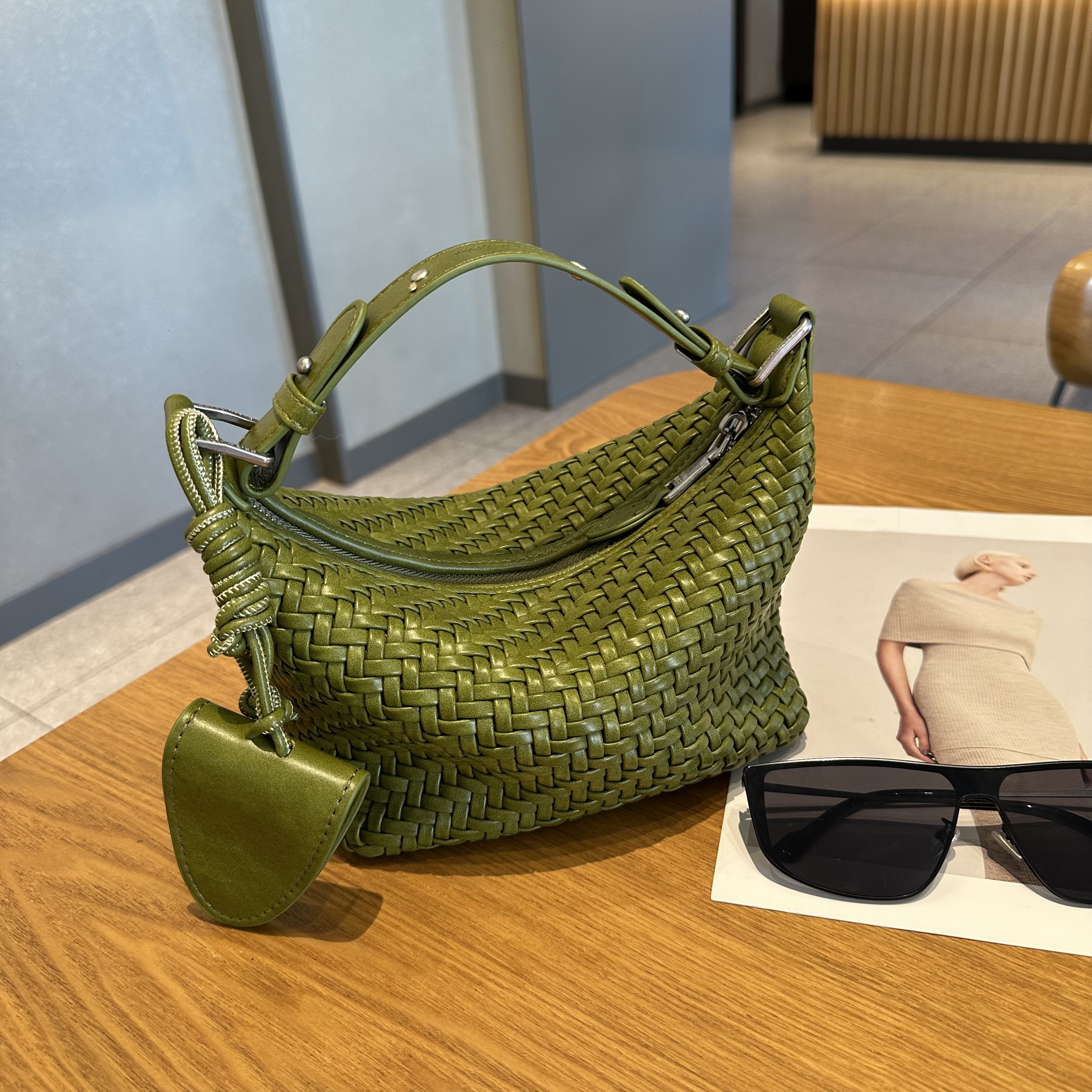 【编织系列X】selinweiss-新款手工编织包老钱风斜挎包7001春日便当