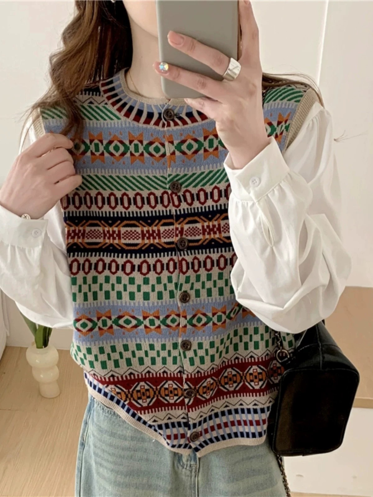 2025外穿春装新款韩系设计感撞色针织背心开衫马甲毛衣女