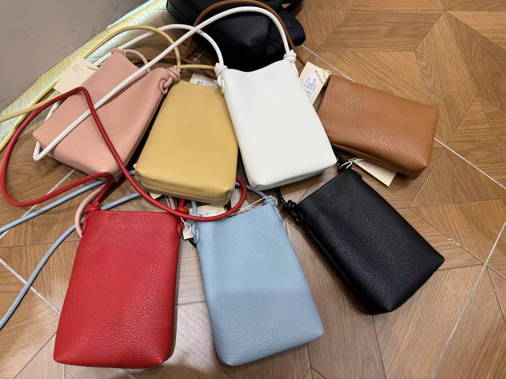 TF～百搭手机包70187