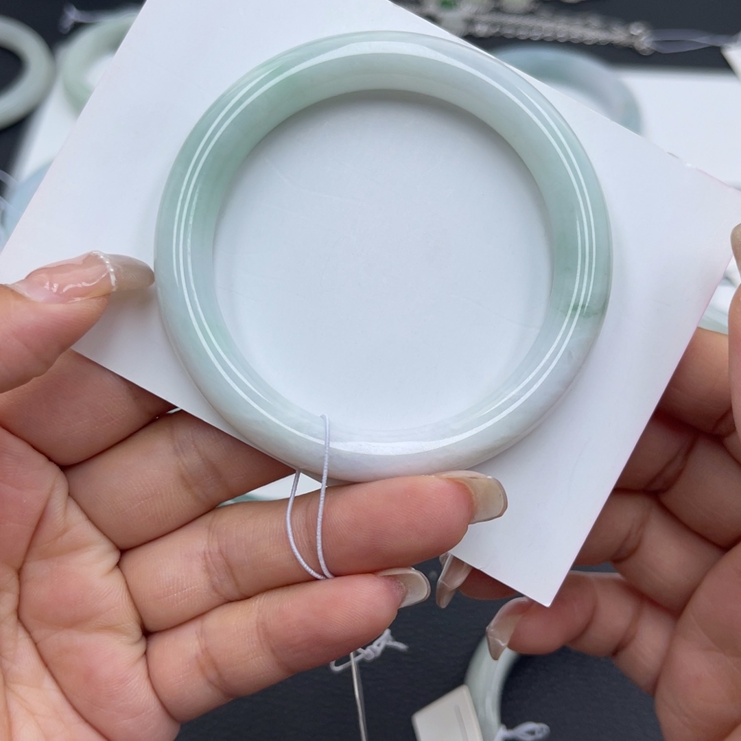 翡翠未镶嵌手镯yaya