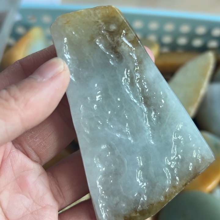 翡翠颈饰未镶嵌手把件