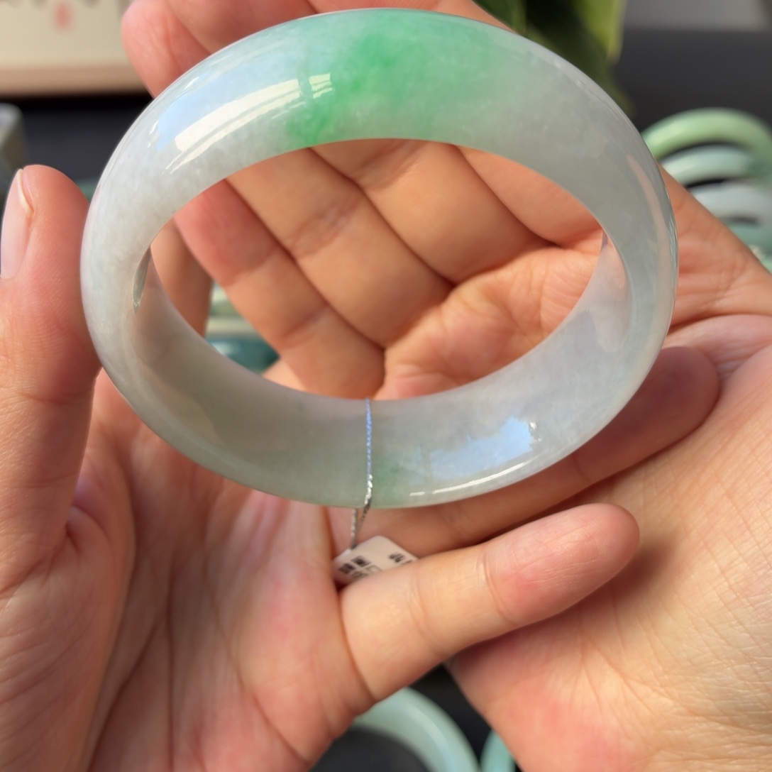 翡翠未镶嵌手镯天然