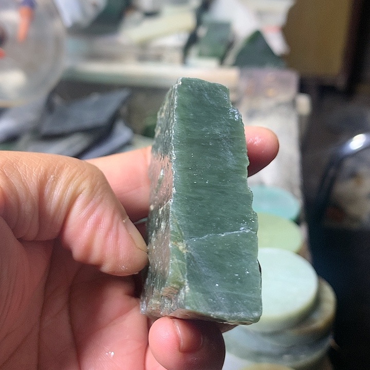 颈饰未镶嵌和田玉（糖玉）