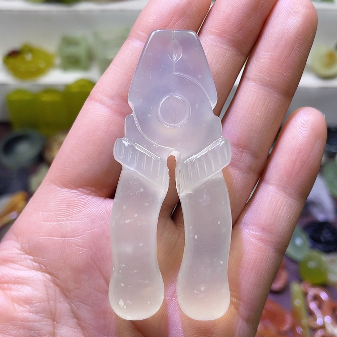 蛇纹石玉颈饰未镶嵌