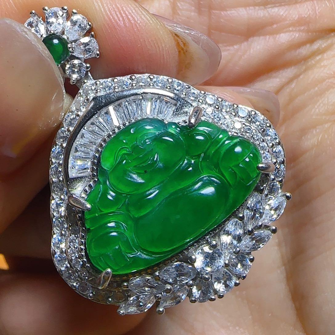 翡翠颈饰银S925镶嵌翡翠550