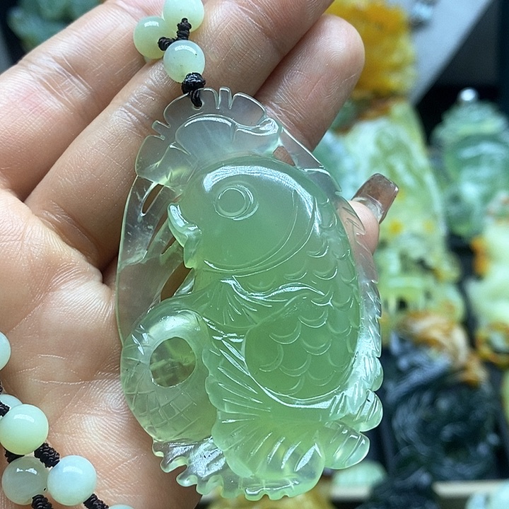 蛇纹石玉挂件未镶嵌