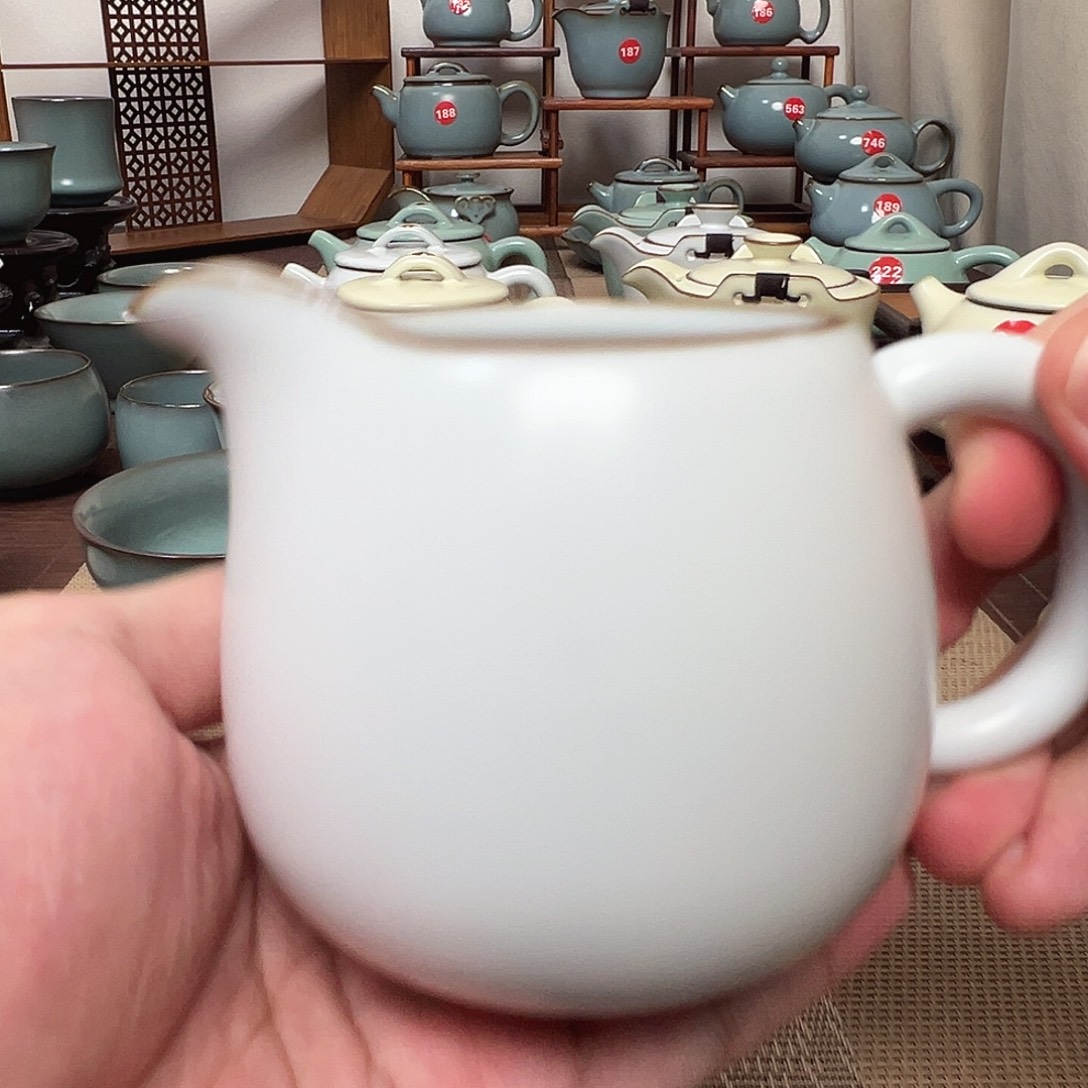 1***32个公道杯发货。。。。。