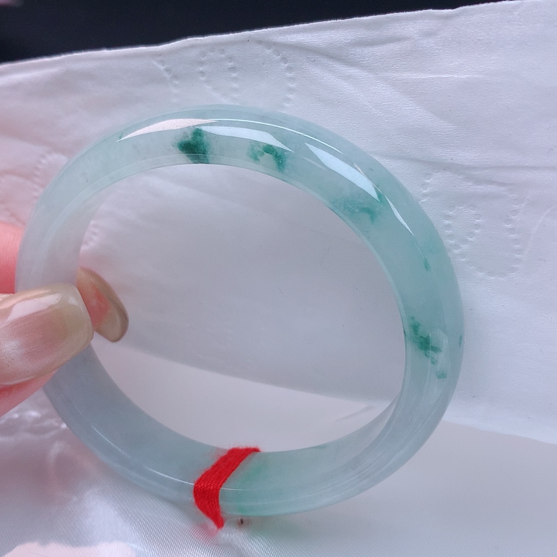 【闪购商品】未镶嵌手镯（贵妃镯）翡翠55