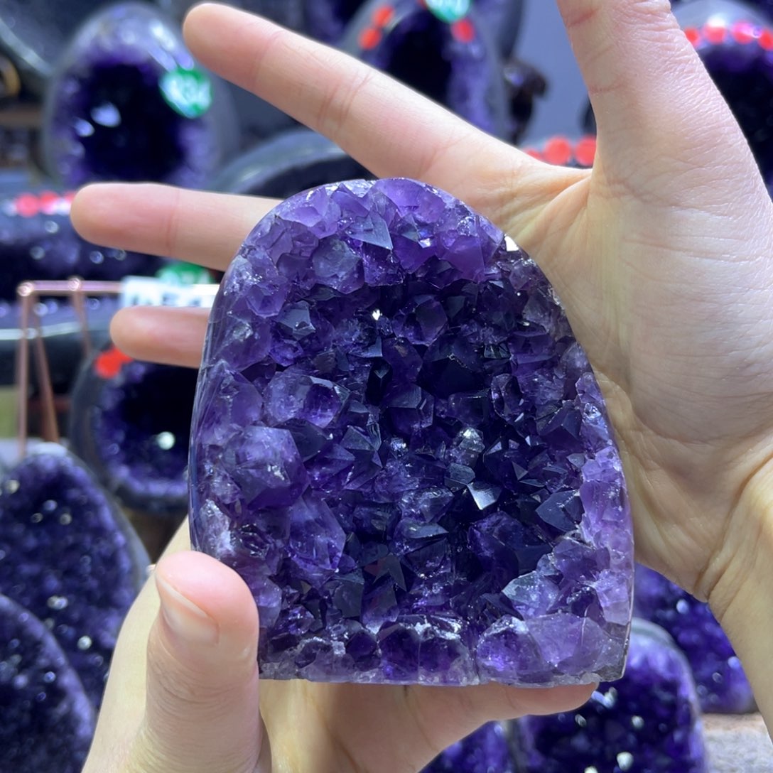 紫晶摆件未镶嵌紫水晶