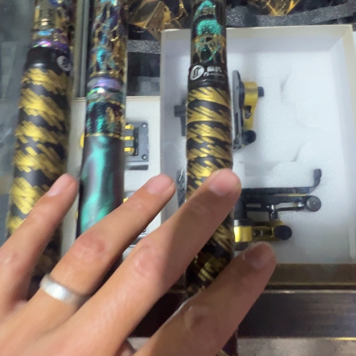 s****i二手文兴鱼斗士7.5的3.9米荣耀一只