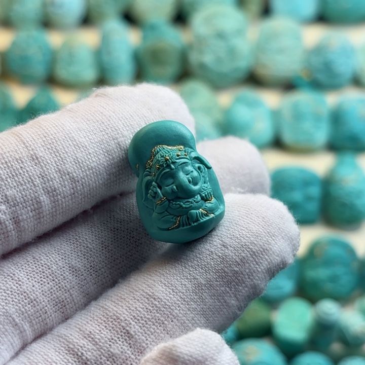 未镶嵌绿松石珠宝奇石