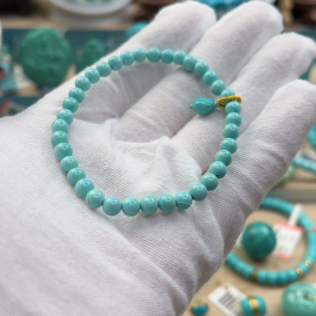 绿松石配饰未镶嵌