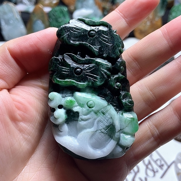 翡翠未镶嵌颈饰翡翠a货