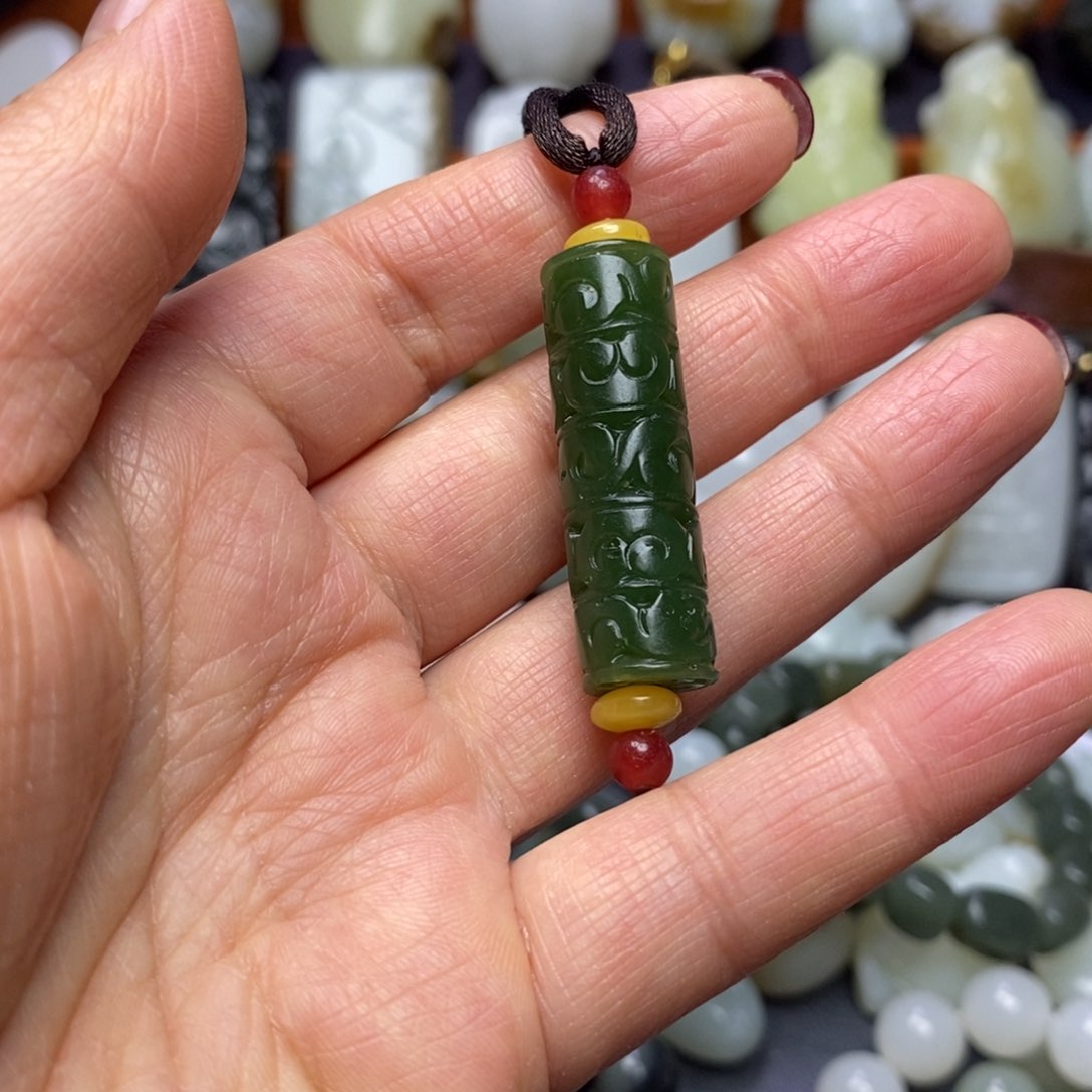 吊坠(不含链)未镶嵌和田玉（糖玉）