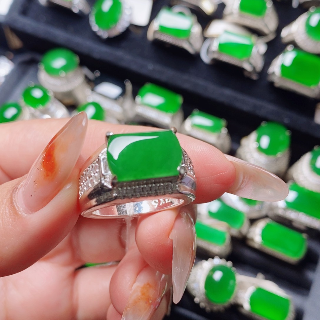 颈饰未镶嵌翡翠天然翡翠正品