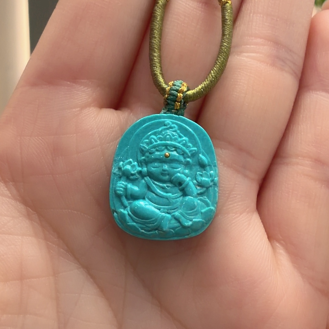 绿松石未镶嵌颈饰