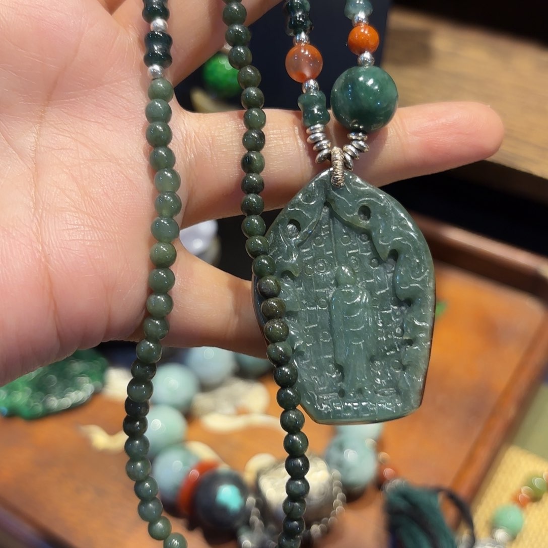 翡翠颈饰未镶嵌原创