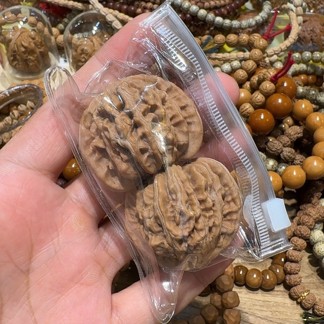 把件桃核四座楼随机发