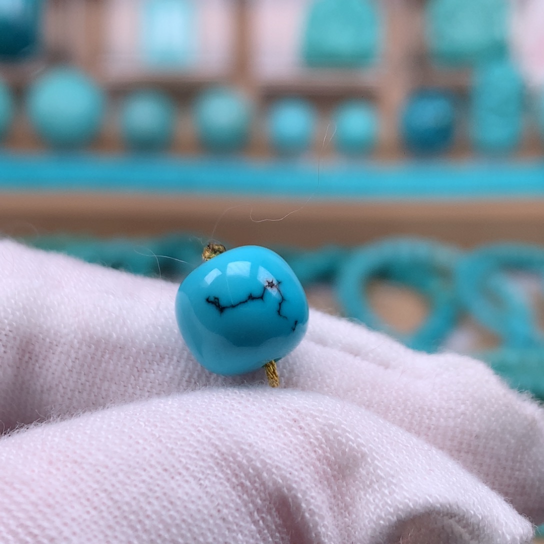 长***哥绿松石未镶嵌珠宝奇石9.8mm