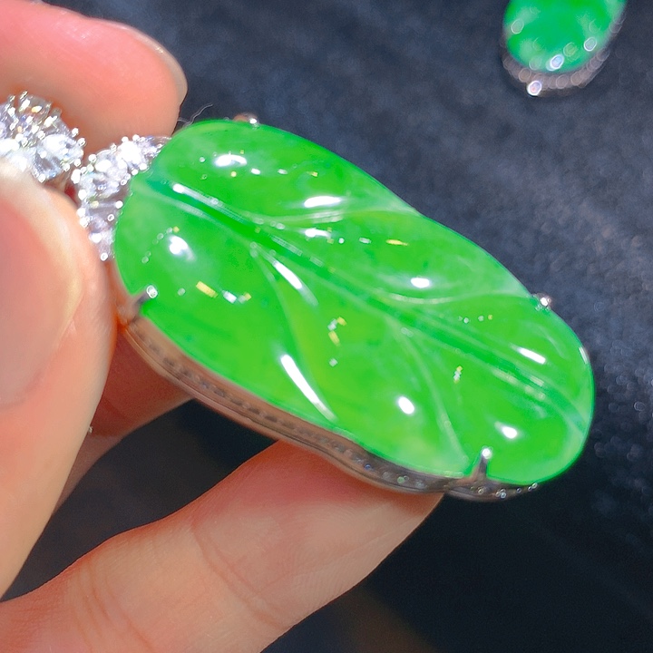 【闪购商品】翡翠颈饰未镶嵌翡翠