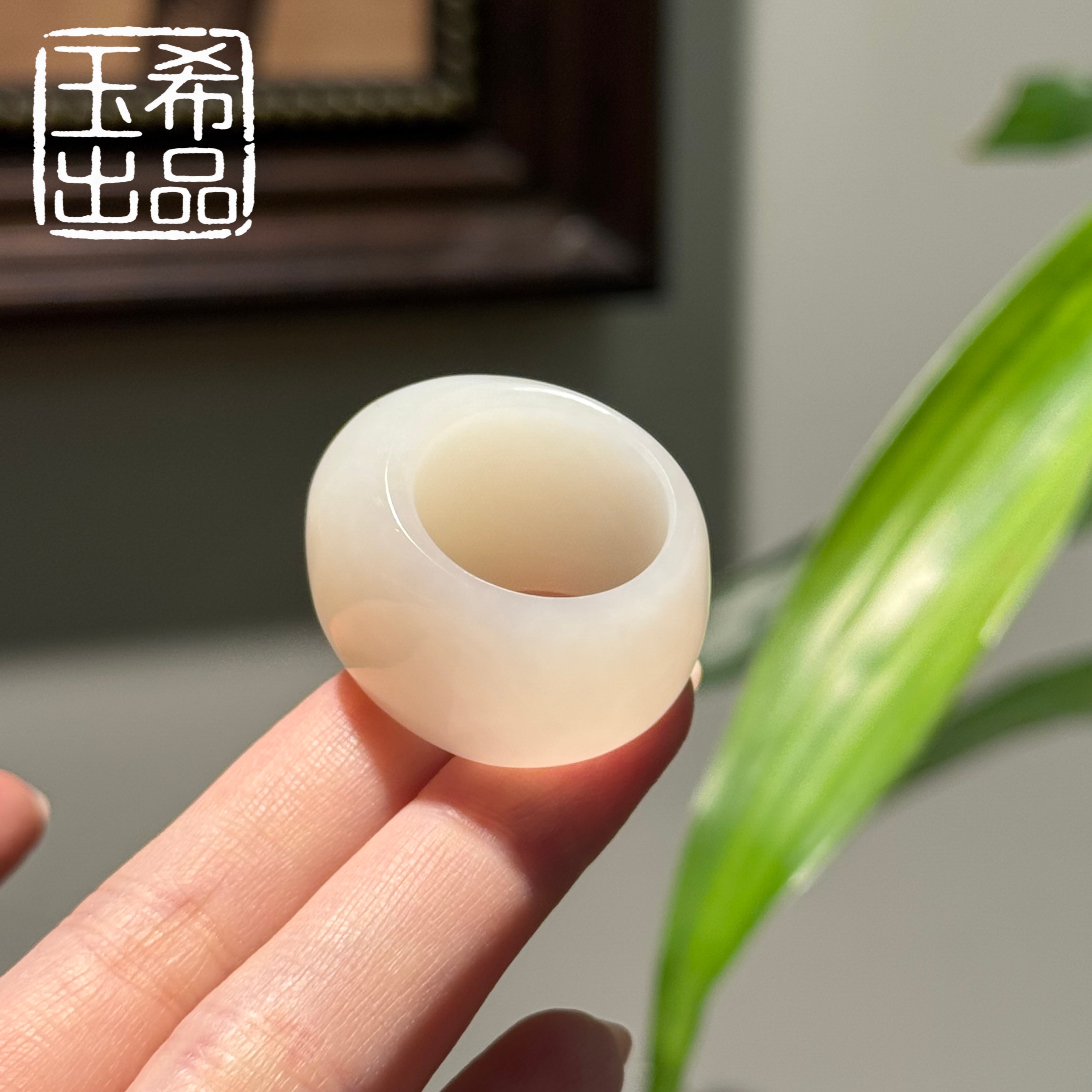 珍藏级 和田玉 俄料 羊脂白玉 大馒头戒指 戒圈 Y707