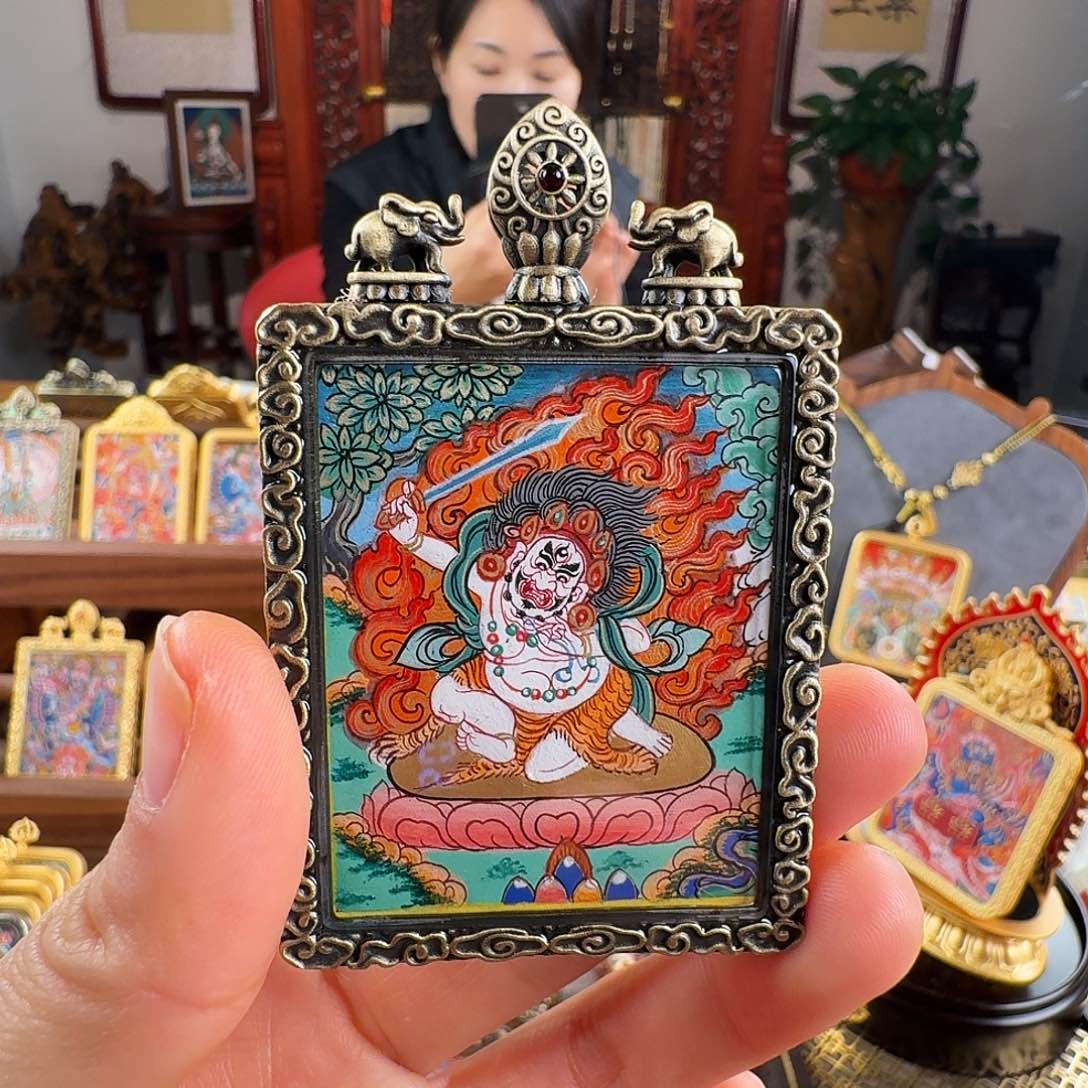 吊坠热贡纯手绘唐卡