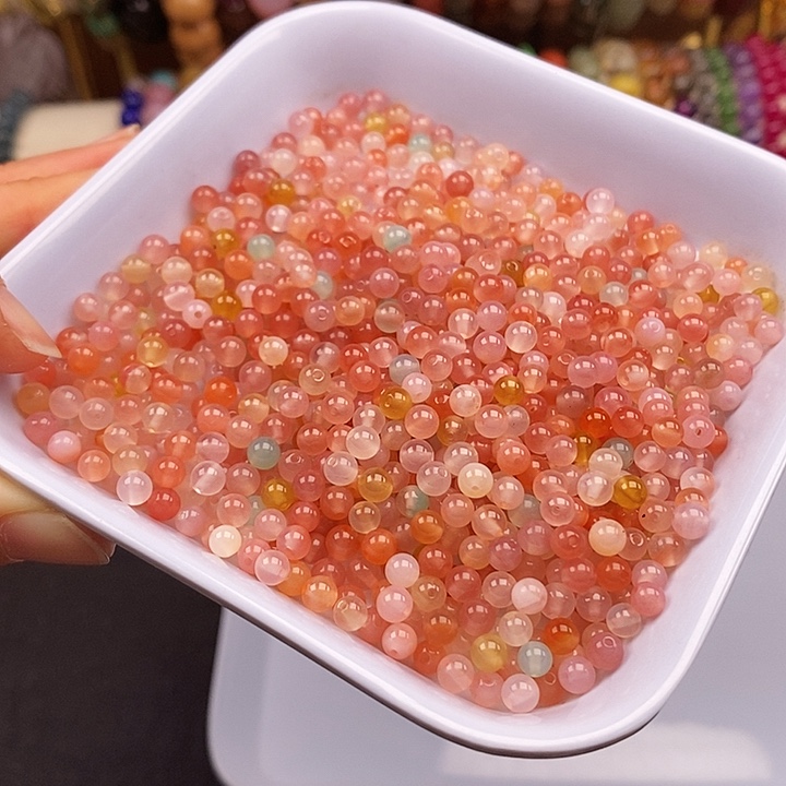 未镶嵌卡4盐源玛瑙100玛瑙/玉髓