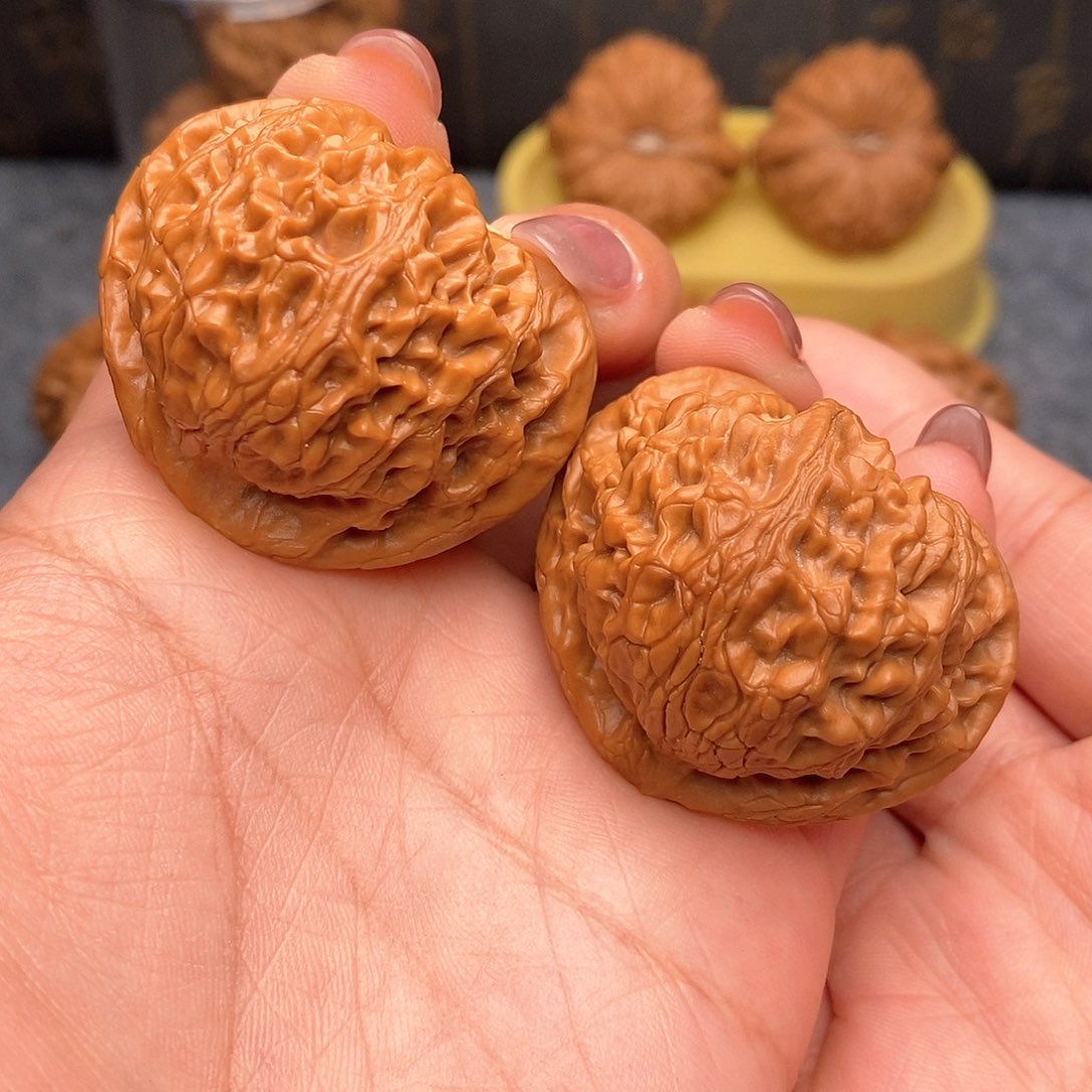 文玩核桃把件精品宫灯42全