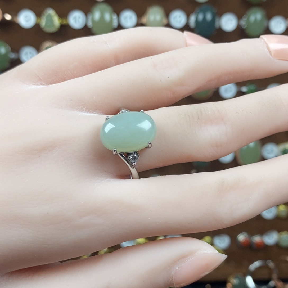 和田玉（青白玉）戒指合金