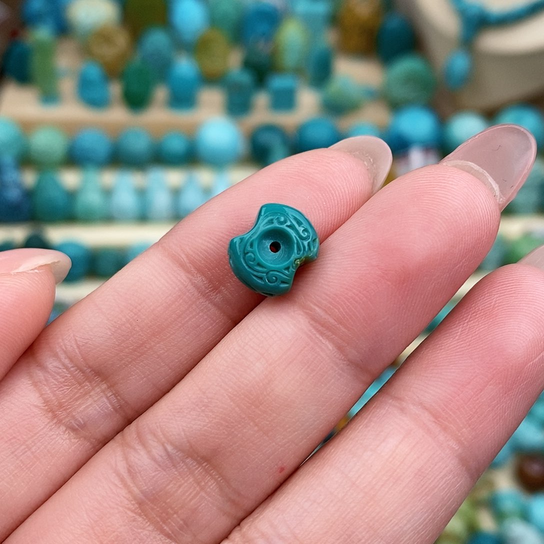 绿松石珠宝奇石未镶嵌