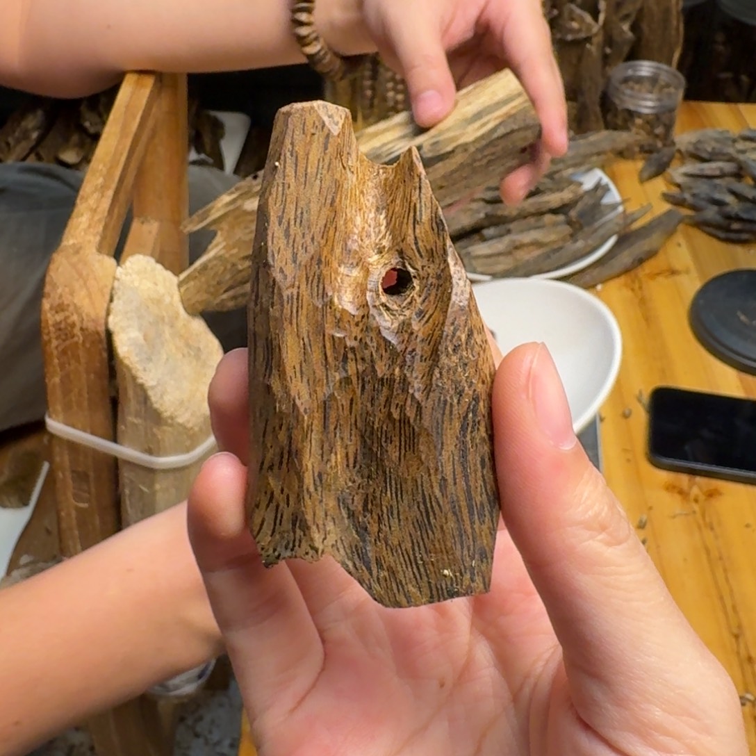 沉香碎屑沉香白棋块料12克