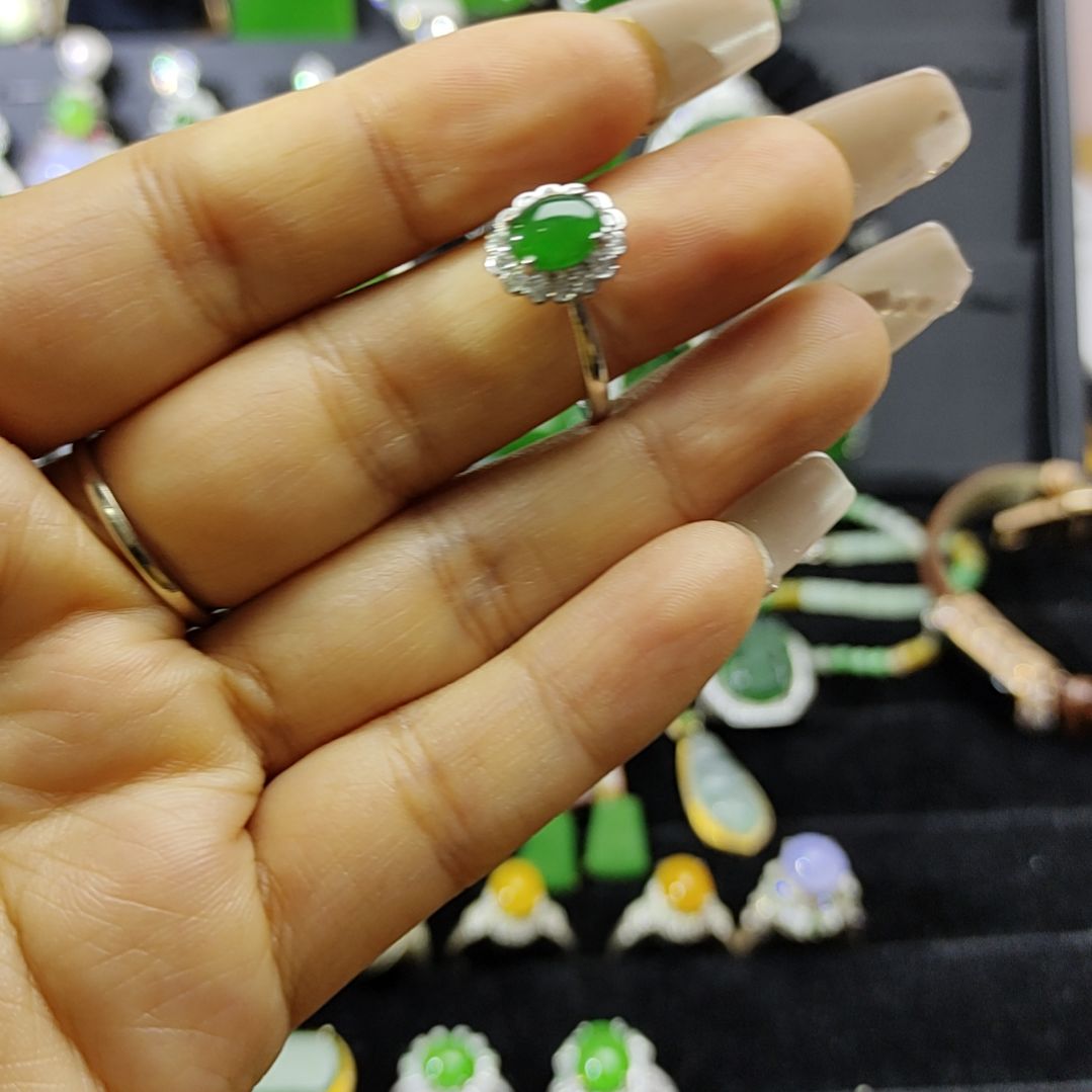 翡翠戒指未镶嵌1111111111111