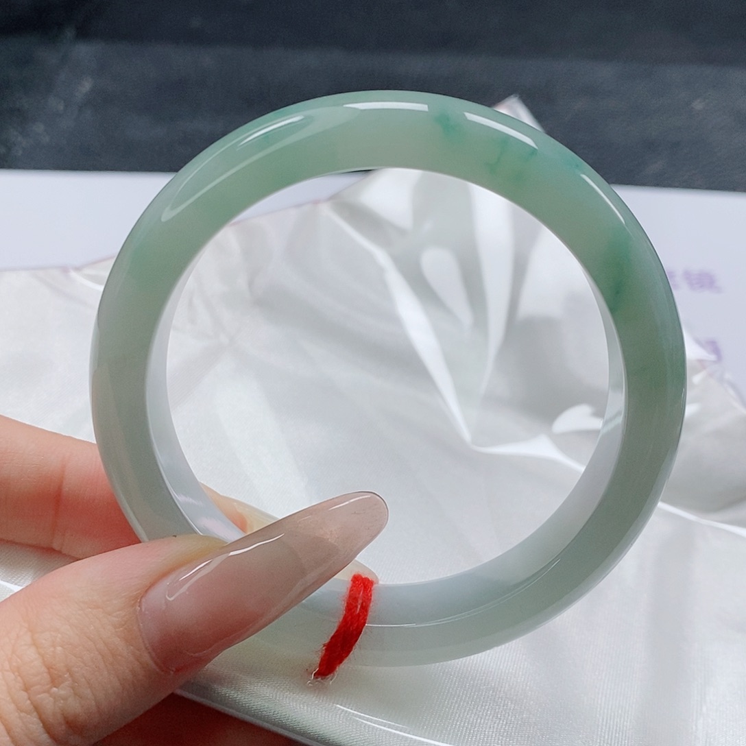 【闪购商品】未镶嵌手镯翡翠488号