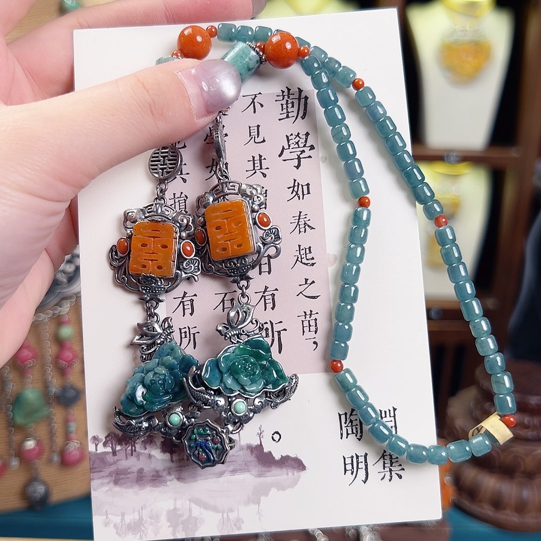 翡翠未镶嵌项链项链