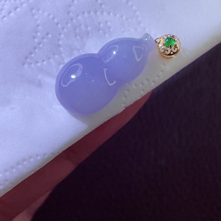 翡翠18K金镶嵌颈饰翡翠