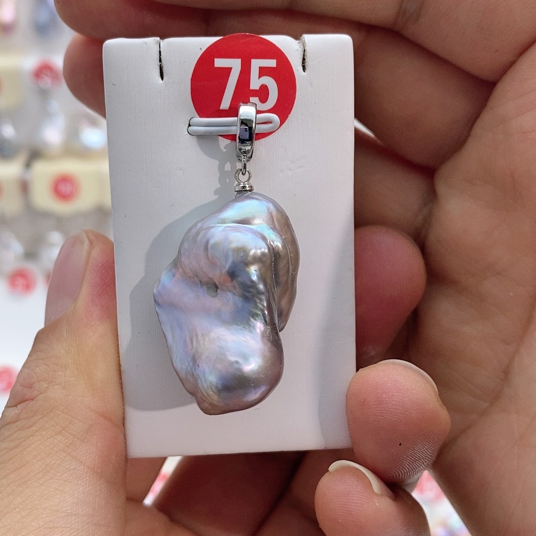 淡水珍珠颈饰合金