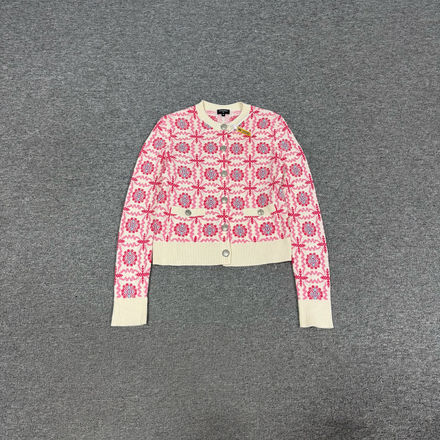 99新 Chanel/香奈儿 Chanel 香奈儿 花朵 针织开衫 38码 99新