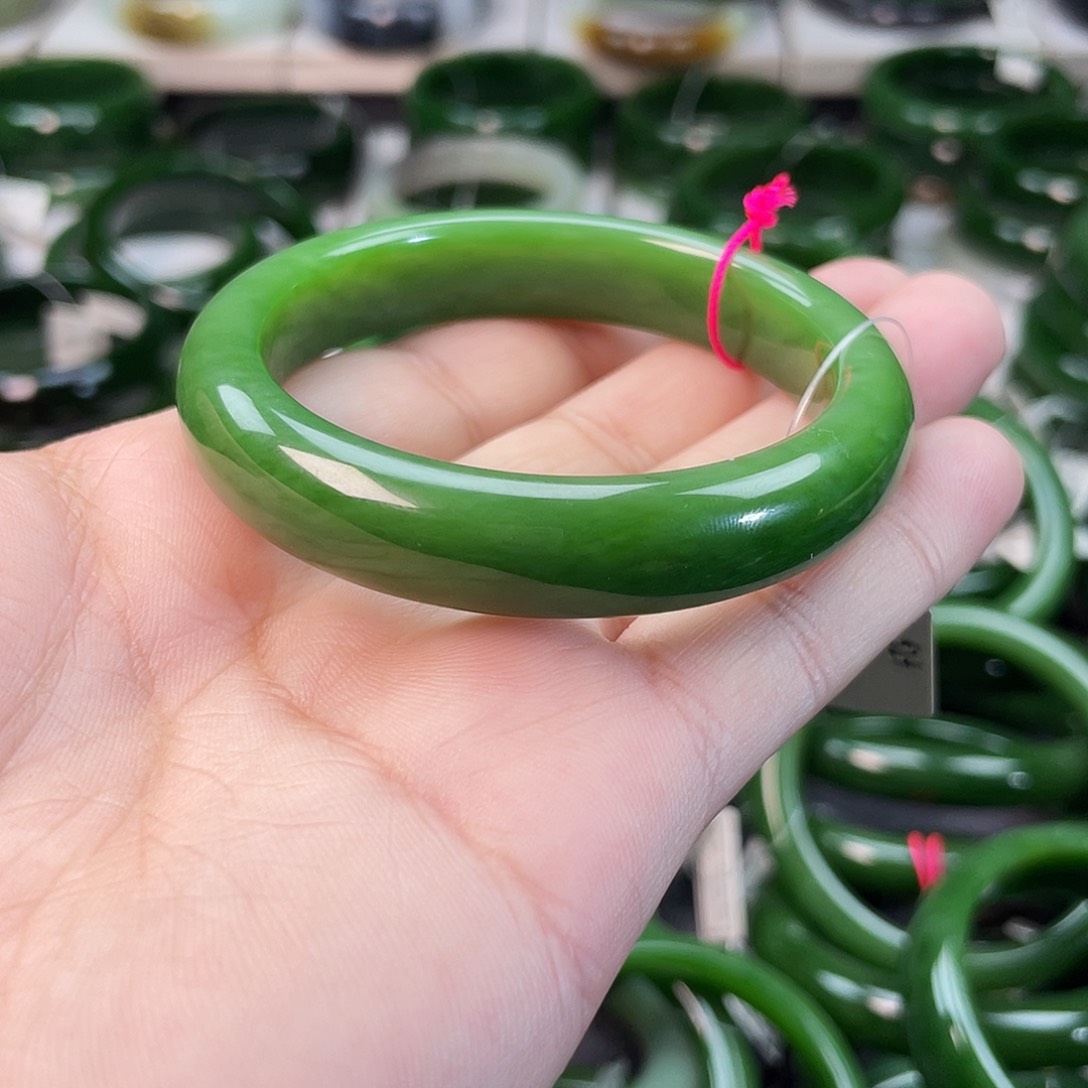 和田玉（碧玉）手镯未镶嵌