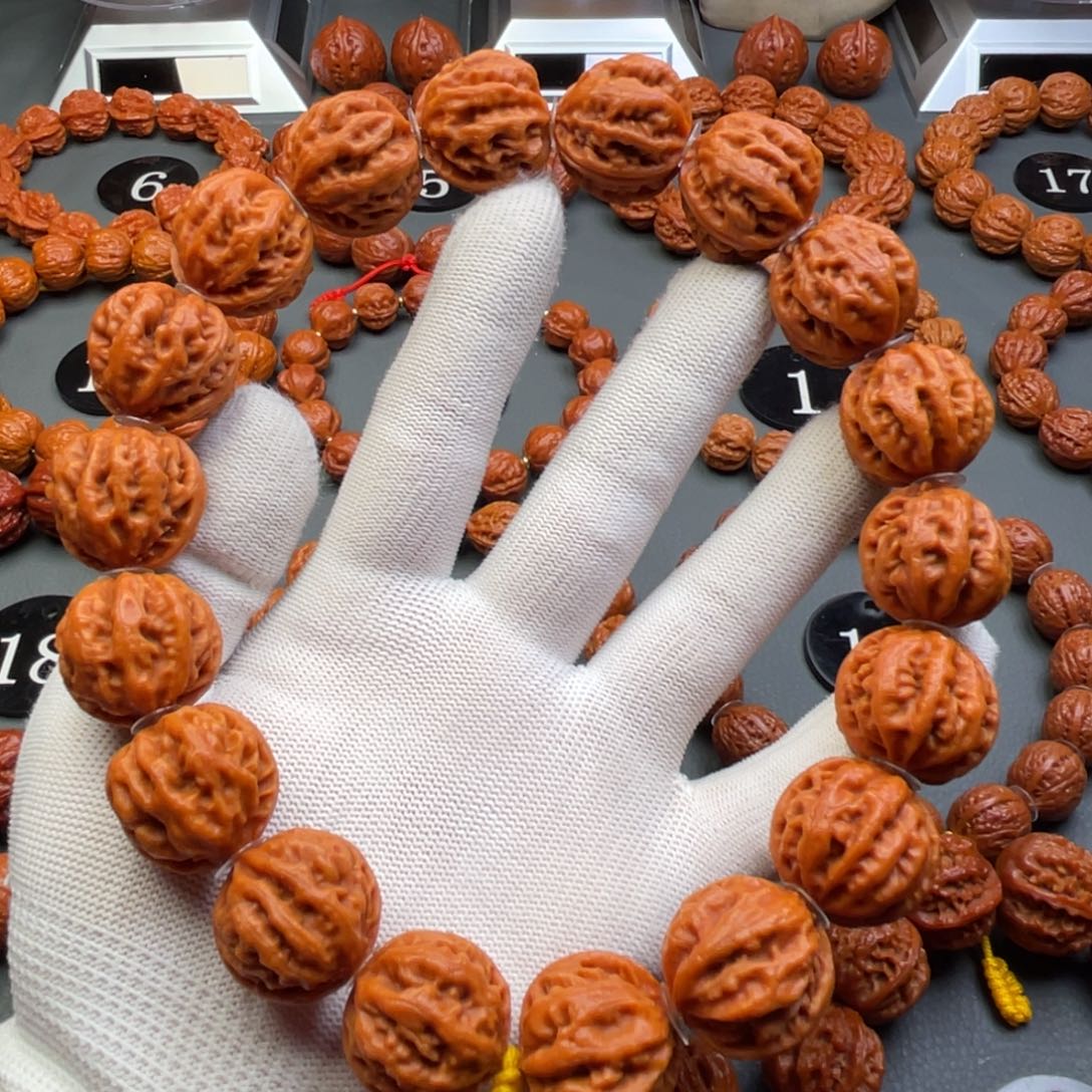 文玩核桃手串野生核桃西瓜纹京八棱秋子手持