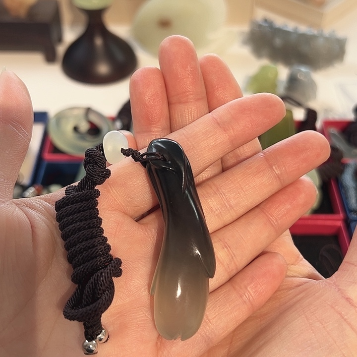 蛇纹石玉未镶嵌吊坠(赠链)