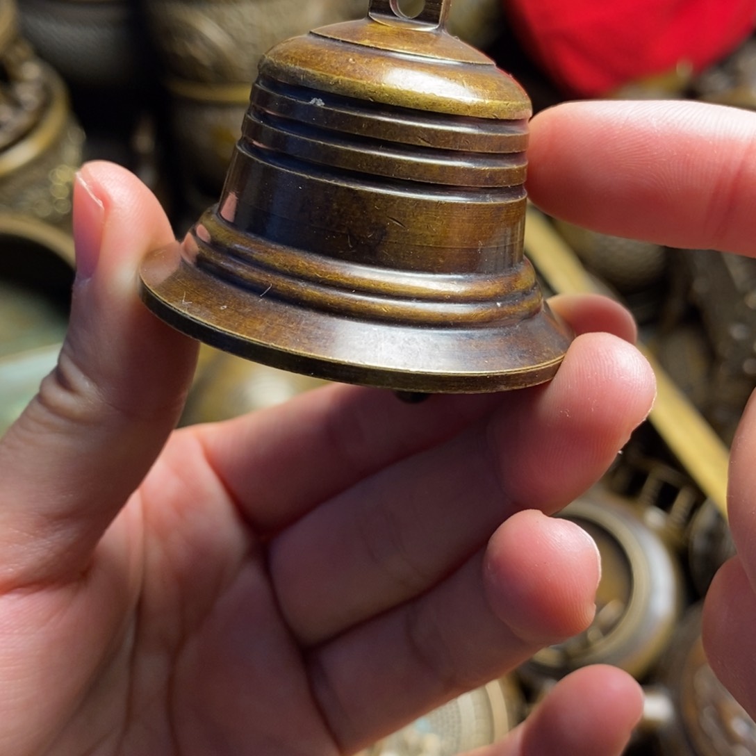 精美铜器做工精良