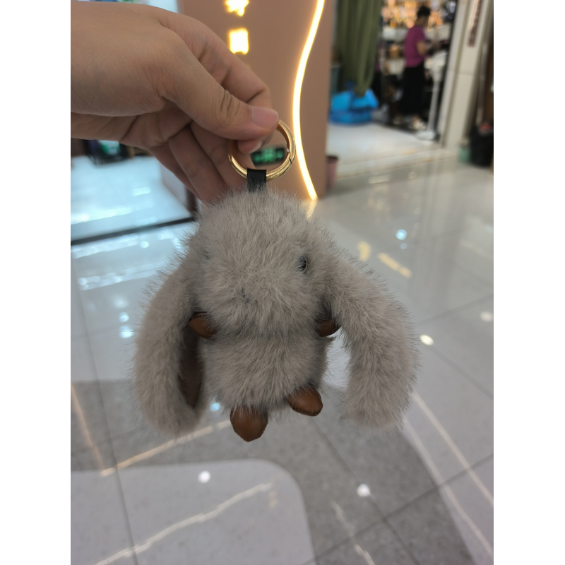 YUSHA/高档灰色毛绒小兔子挂件