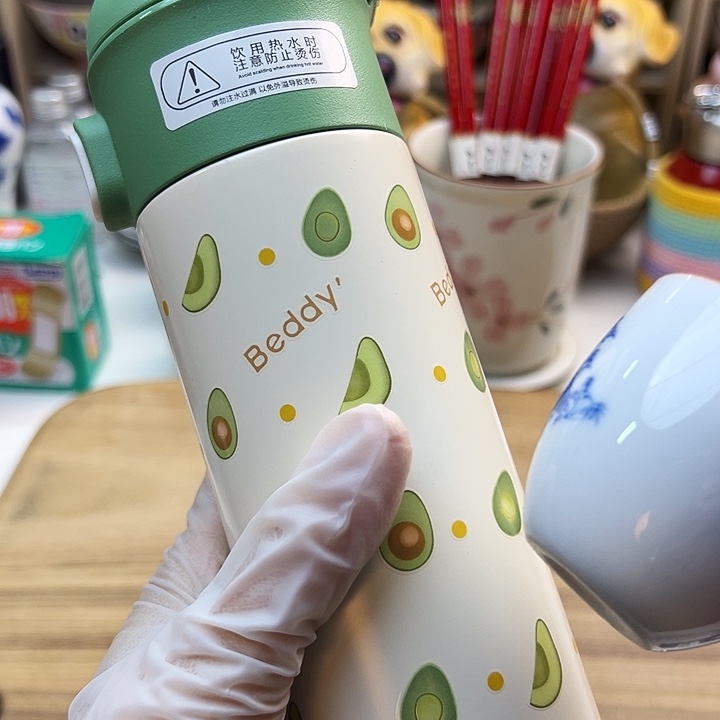 1558898988988989998889