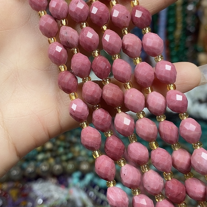 玛瑙/玉髓未镶嵌珠宝半成品A级天然红木纹切面米珠卡6*8mm一条