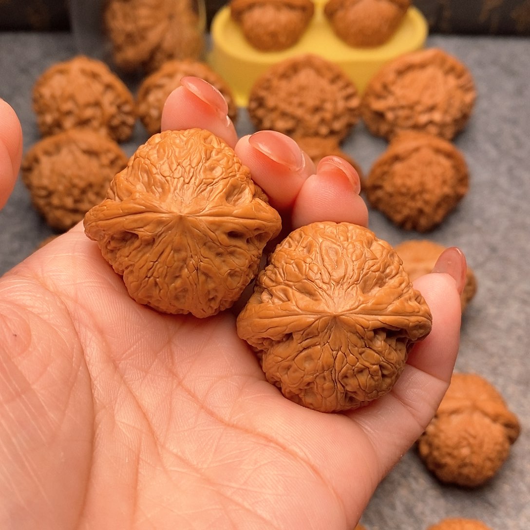 文玩核桃把件精品铁锤妹妹37全品