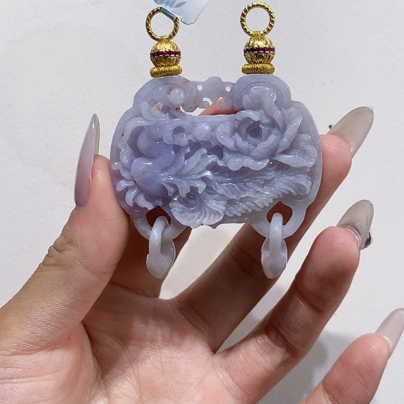 【闪购商品】翡翠未镶嵌颈饰