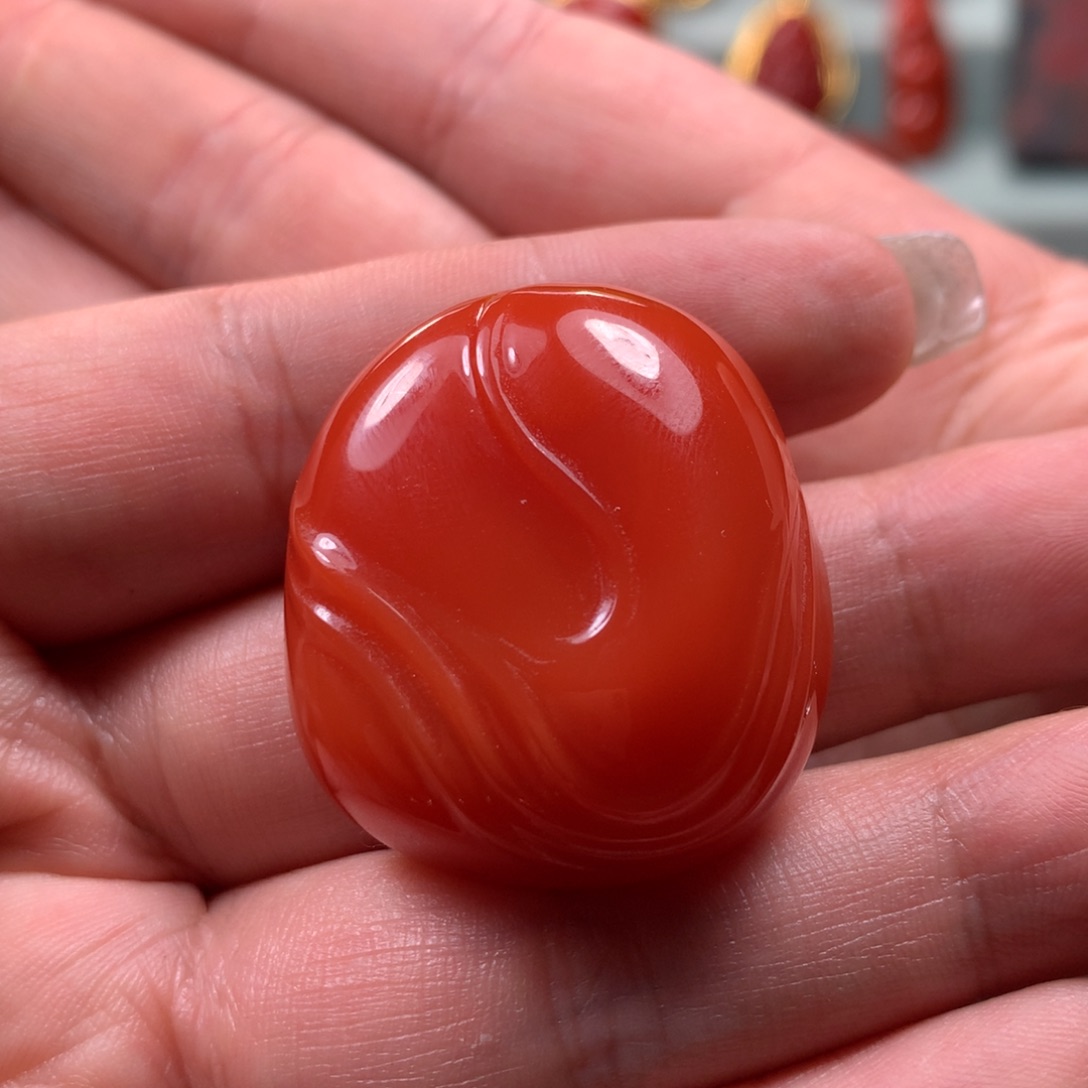 未镶嵌吊坠南红玛瑙